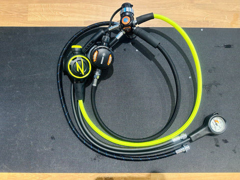 Beuchat VR400 DIN/ Zeagle F8 Octo/ Scubapro Pressure Gauge Imperial Used | Diving Sports Canada | Vancouver