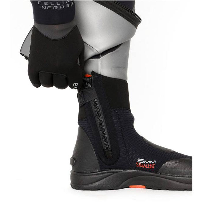 Bare Ultrawarmth Boot 5mm | Diving Sports Canada